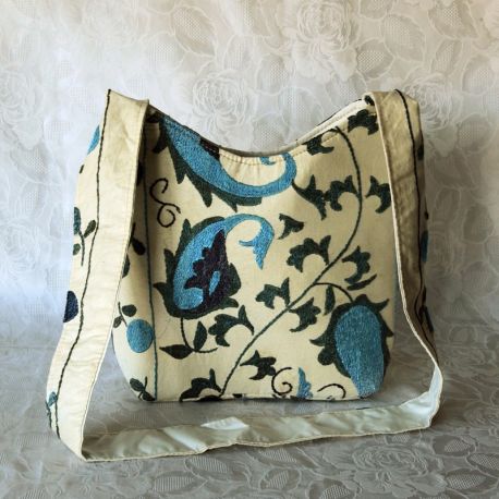 Sac besace tissu écru motif floral bleu