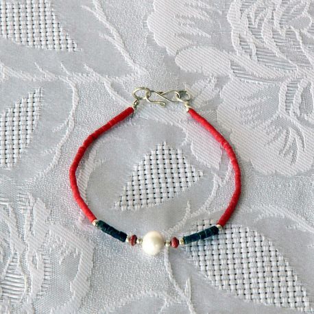 Bracelet couleur corail perle nacrée