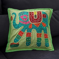 Housse de coussin vert patchwork éléphant