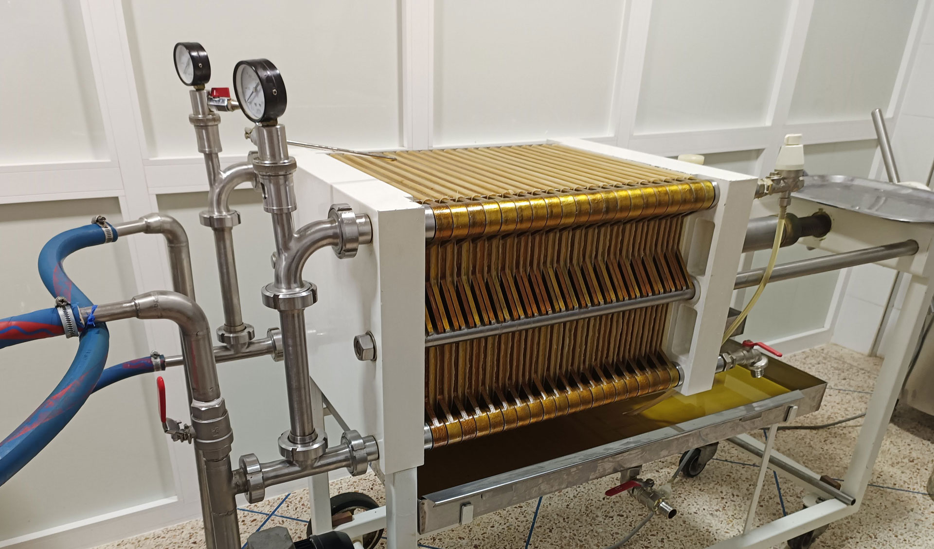 Filtrage de l'huile d'argan